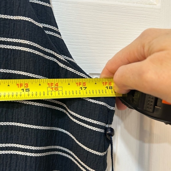 TOMMY HILFIGER Navy Dress Textured Keyhole Back Button Closure Striped Size 4 - Picture 6 of 8